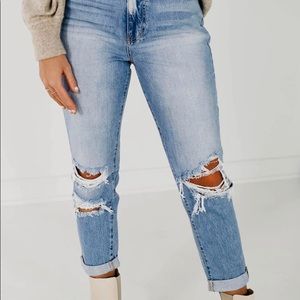 Kan Can 11” high rise mom jean